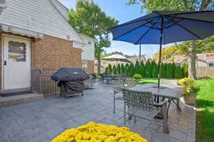 832 Sherwood Rd, La Grange Park, IL 60526 - Photo 36