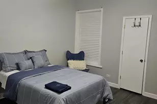 4749 S Prairie Ave, Chicago, IL 60615 - Photo 6