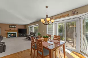 1460 Prairie Crossing Dr, West Chicago, IL 60185 - Photo 12