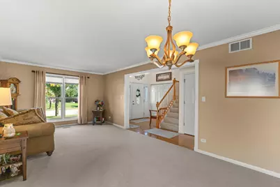 1460 Prairie Crossing Drive, West Chicago, IL 60185 - Photo 8