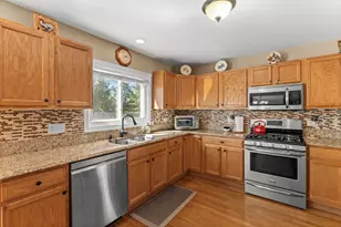 1460 Prairie Crossing Dr, West Chicago, IL 60185 - Photo 10