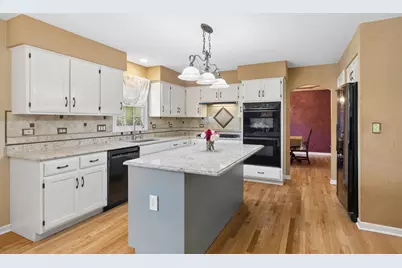 23034 Persimmon Lane, Plainfield, IL 60586 - Photo 10