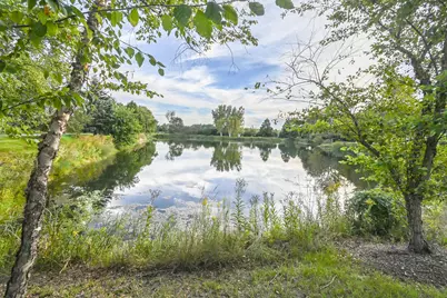 105 Station Park Circle, Grayslake, IL 60030 - Photo 30