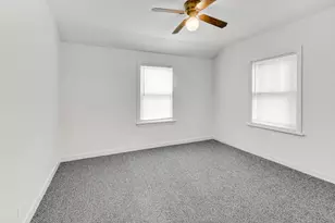 256 E 140th Pl, Dolton, IL 60419 - Photo 14