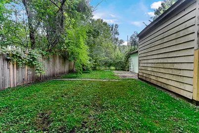 256 E 140th Place, Dolton, IL 60419 - Photo 22
