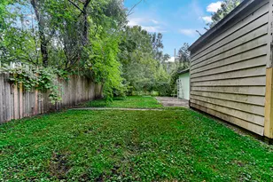 256 E 140th Pl, Dolton, IL 60419 - Photo 22