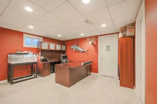 507 E Park Blvd, Villa Park, IL 60181 - Photo 18