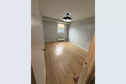 6700 S Paxton Avenue #1N, Chicago, IL 60649 - Photo 2