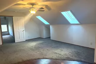 322 College Ave, Dekalb, IL 60115 - Photo 4