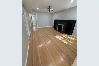 2230 E 70th Place #204, Chicago, IL 60649 - Photo 10