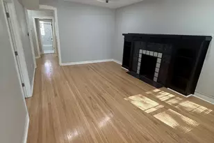 2230 E 70th Pl, Chicago, IL 60649 - Photo 10