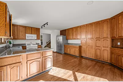 1119 Dickens Avenue, Naperville, IL 60563 - Photo 10