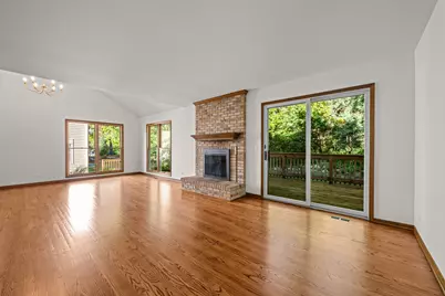 1119 Dickens Avenue, Naperville, IL 60563 - Photo 6