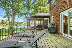 1380 Lake Shore Dr, Barrington, IL 60010 - Photo 26