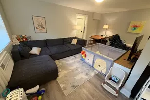 530 W Surf St, Chicago, IL 60657 - Photo 10