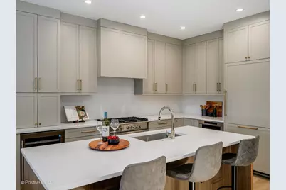 1821 N Kimball Avenue #1F, Chicago, IL 60647 - Photo 6
