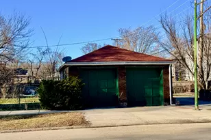 8757 S Marquette Ave, Chicago, IL 60617 - Photo 8