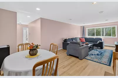762 Dempster Street #D212, Mount Prospect, IL 60056 - Photo 4