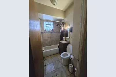 8940 S Parnell Avenue, Chicago, IL 60620 - Photo 4