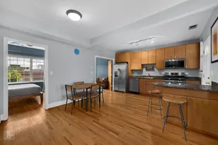 2546 W George St, Chicago, IL 60618 - Photo 4