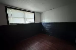 909 Sunset Rdg, Danville, IL 61832 - Photo 18