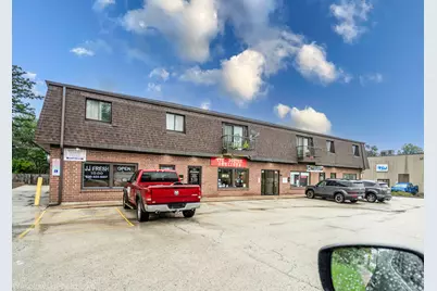 375 N Wood Dale Road, Wood Dale, IL 60191 - Photo 2
