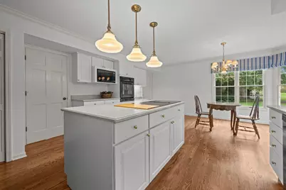 70 W Sandpiper Lane, Lake Forest, IL 60045 - Photo 16