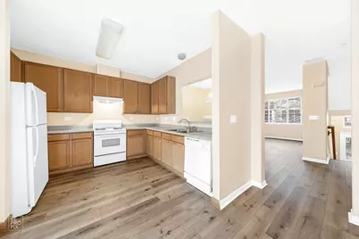 1733 Avalon Court, Glendale Heights, IL 60139 - Photo 2