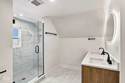 5722 W Grover Street, Chicago, IL 60630 - Photo 14