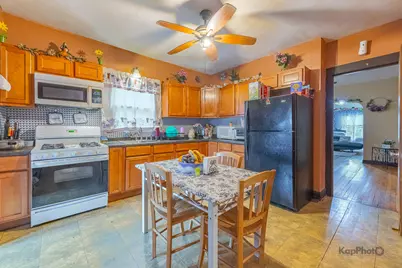 2135 N Latrobe Avenue, Chicago, IL 60639 - Photo 8