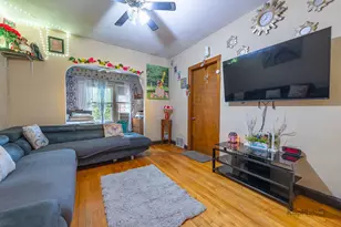 2135 N Latrobe Ave, Chicago, IL 60639 - Photo 4
