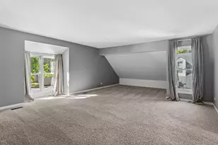 52 Whittington Course, Saint Charles, IL 60174 - Photo 12
