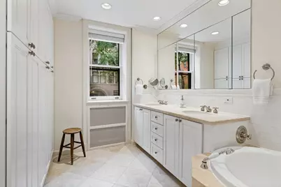 1325 N Astor Street #2, Chicago, IL 60610 - Photo 34