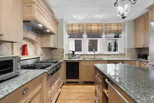 1325 N Astor St, Chicago, IL 60610 - Photo 22