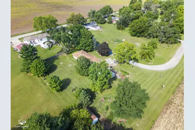 5808 E 3420S Road, Saint Anne, IL 60964 - Photo 36