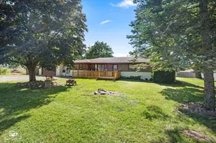 5808 E 3420S Rd, Saint Anne, IL 60964 - Photo 1