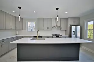 2830 W Summerdale Ave, Chicago, IL 60625 - Photo 12