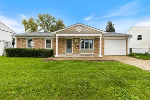 345 Hickory Ave, Romeoville, IL 60446 - Photo 1