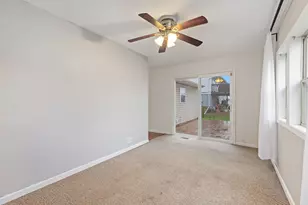 345 Hickory Ave, Romeoville, IL 60446 - Photo 8