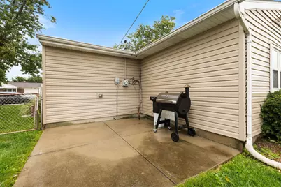 345 Hickory Avenue, Romeoville, IL 60446 - Photo 16