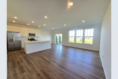 219 Cooney Way #219, Oswego, IL 60543 - Photo 4