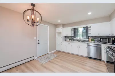 2701 Brnot Avenue, Waukegan, IL 60087 - Photo 10