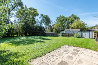 2701 Brnot Avenue, Waukegan, IL 60087 - Photo 28