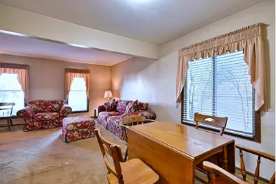 801 Pinebrook Drive, Lombard, IL 60148 - Photo 8