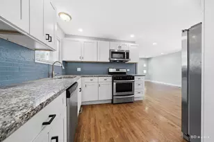 8504 S Calumet Ave, Chicago, IL 60619 - Photo 12