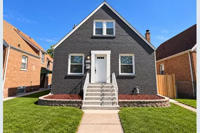11325 S Avenue H, Chicago, IL 60617 - Photo 1