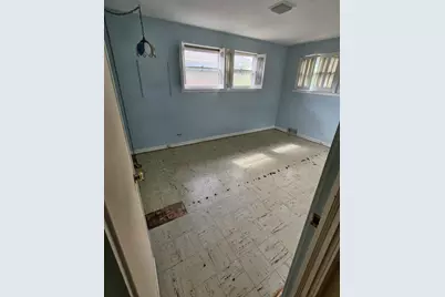 8634 Drake Avenue, Skokie, IL 60076 - Photo 10