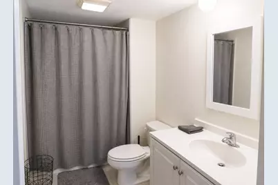 1302 E Washington Street #B1, Des Plaines, IL 60016 - Photo 30