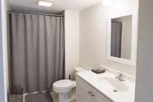 1302 E Washington St, Des Plaines, IL 60016 - Photo 30