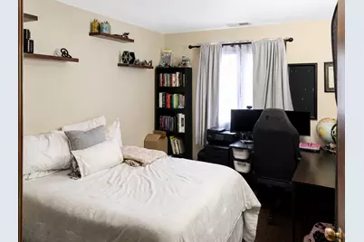 1302 E Washington Street #B1, Des Plaines, IL 60016 - Photo 20